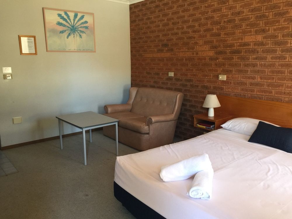 Bridge Motor Inn Tocumwal Buitenkant foto